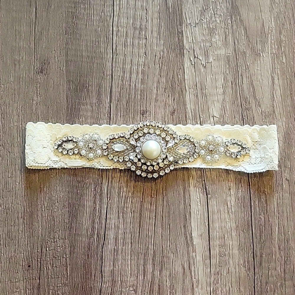 Custom made Garter